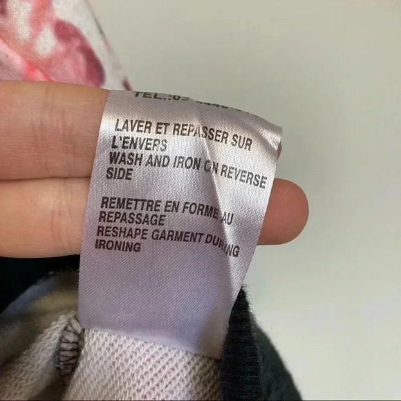 Givenchy Floral Print Crew  Neck Sweater Roses Peonies - Picture 2 of 6